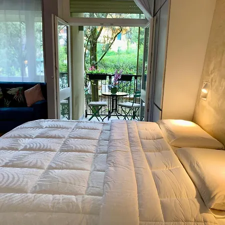 Apartment Alba Nr 221 Gardone Riviera